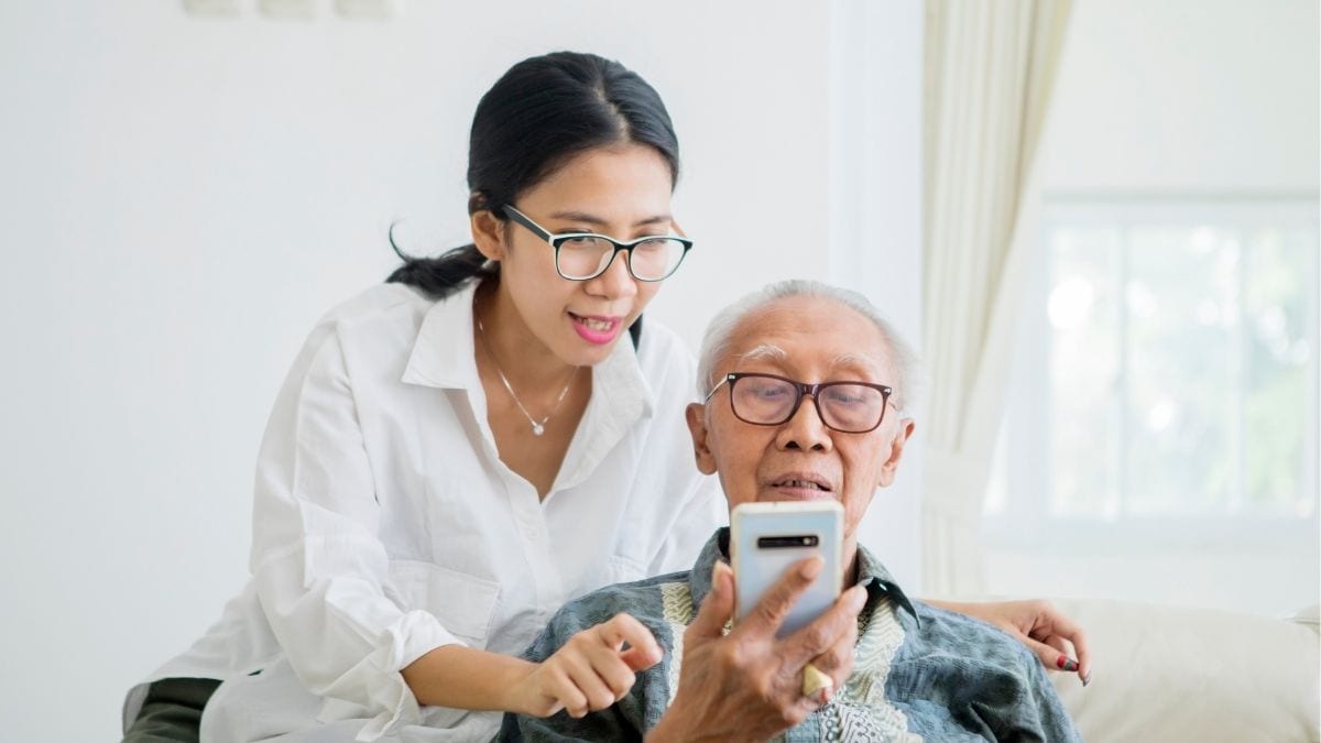 How to Teach Aging Parents to Stay Safe from Scams